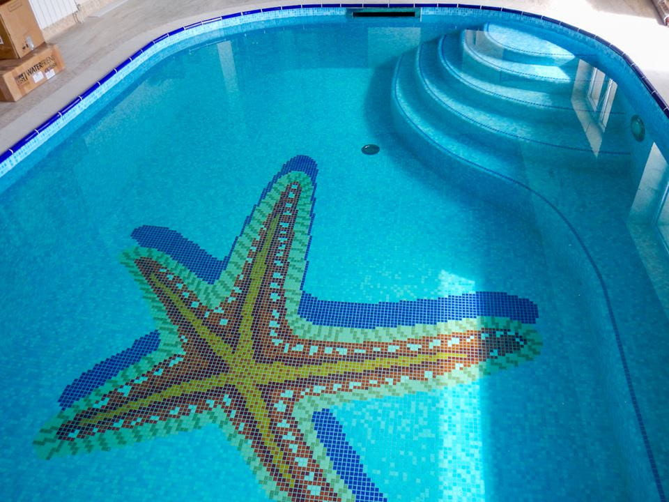 Мозаичное панно звезда для бассейна
