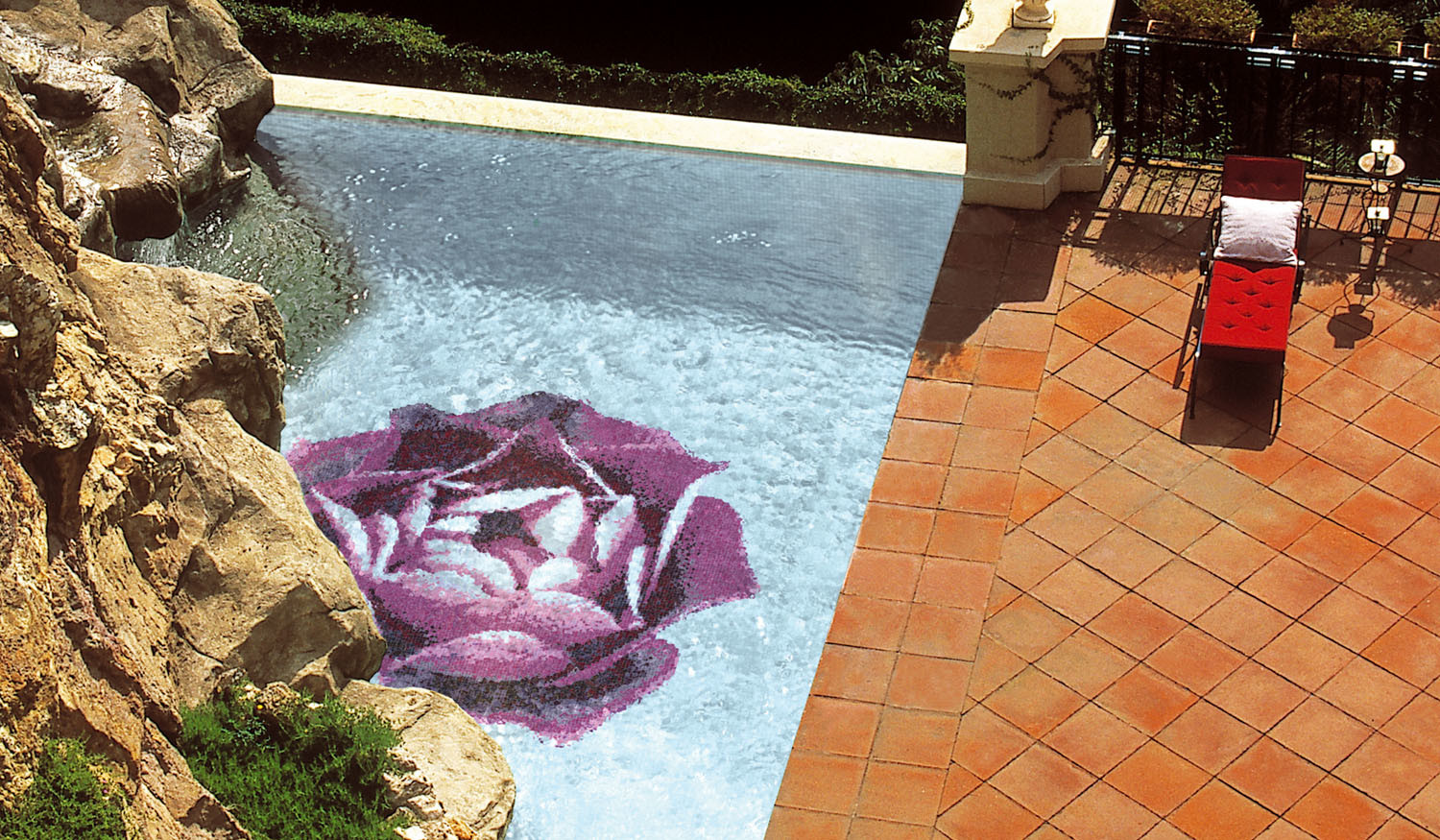 Мозаичное панно для бассейна BISAZZA Rosa Rosa