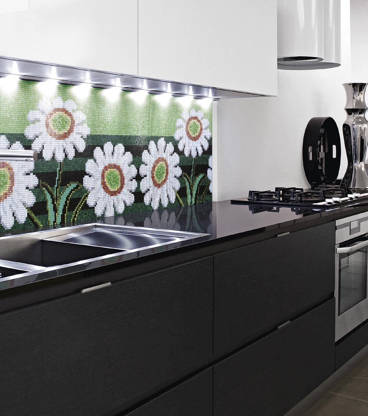 Мозаичное панно на кухню SICIS Flower Camomile